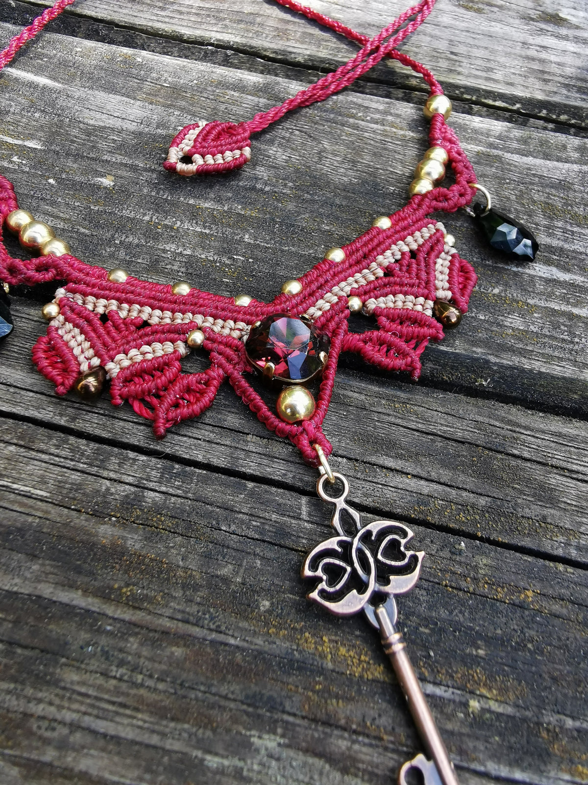 Les Parenthèses Créative: Explorez le micro-macramé